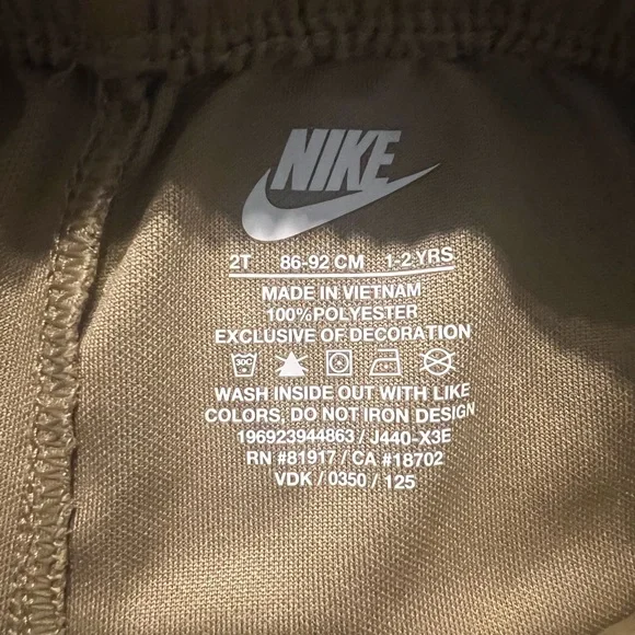 2pc Nike White Beige Swoosh Logo Shirt & Beige Shorts Set sz 2t (0796) - Picture 8 of 10